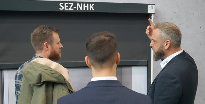 09_selve_r_und_t_messestand__sez-nhk